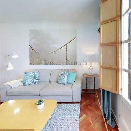 San Jeronimo I Apartment Madrid Bagian luar foto