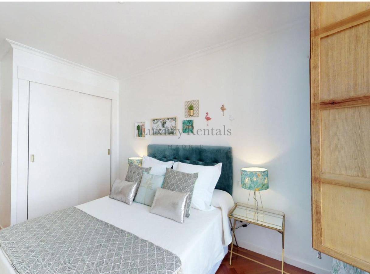 San Jeronimo I Apartment Madrid Bagian luar foto