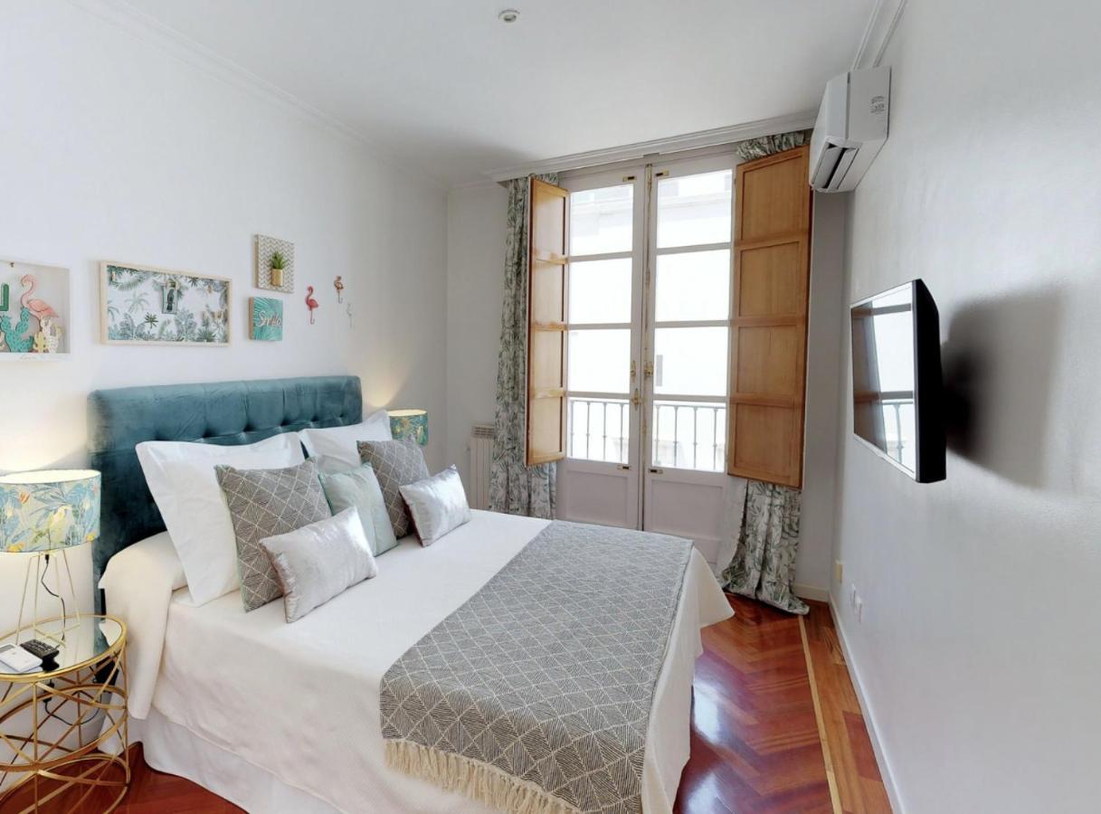 San Jeronimo I Apartment Madrid Ruang foto