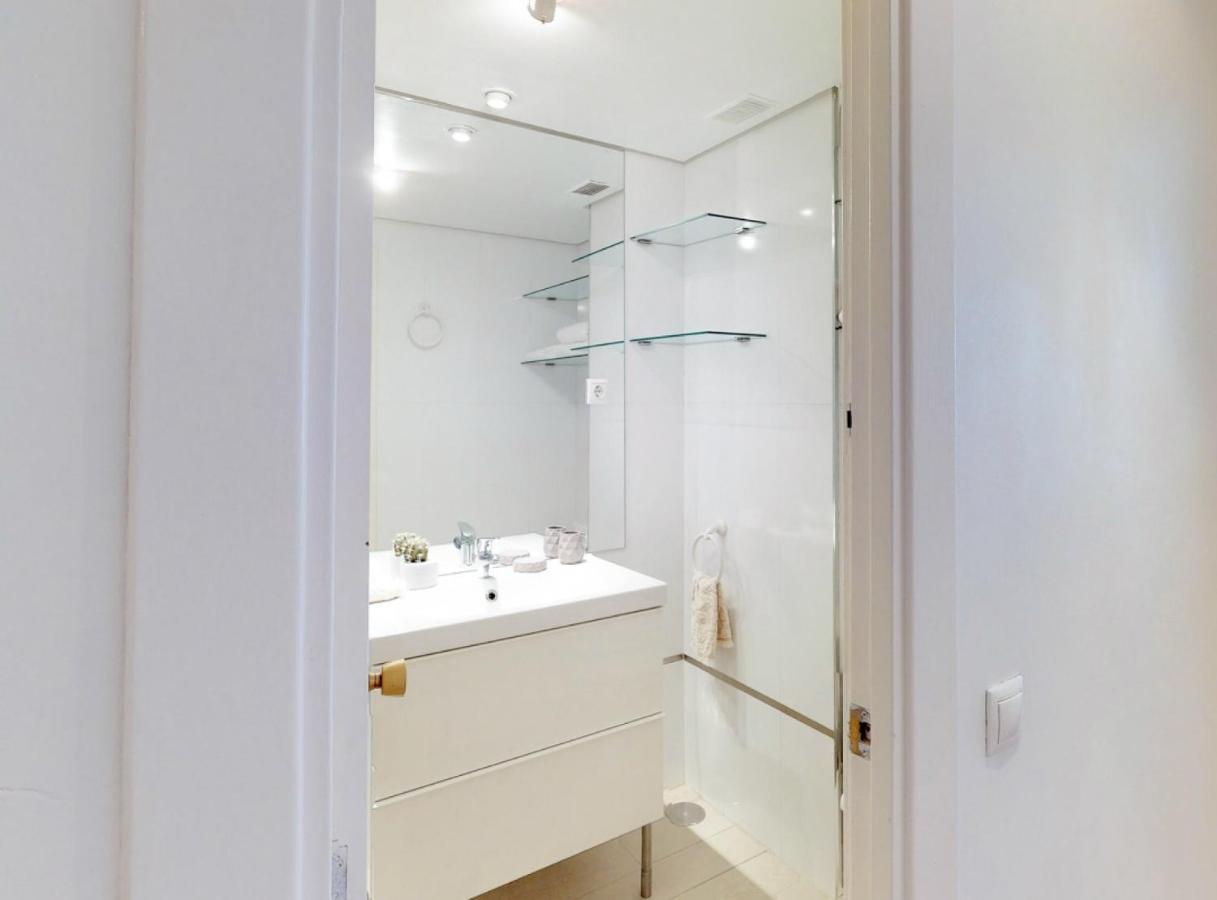 San Jeronimo I Apartment Madrid Ruang foto