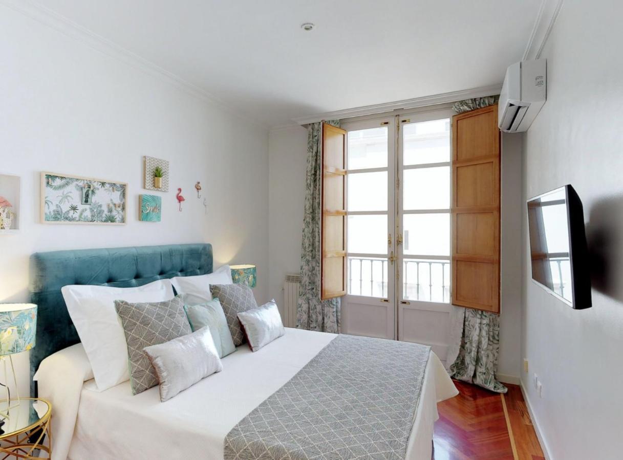 San Jeronimo I Apartment Madrid Ruang foto
